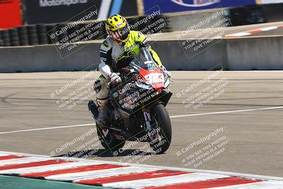 media/Aug-29-2025-TrackDaz (Fri) [[e7163b0dc3]]/B Plus/1220pm (Turn 11)/